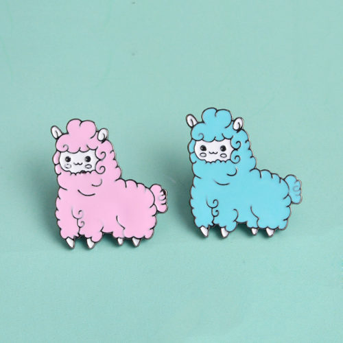 Kawaii Sheep Alpaca Broooch for Women Girl Cartoon Animal Jacket Collar Lapel Badge Pins Button Pink Blue Fashion Enamel Jewelry